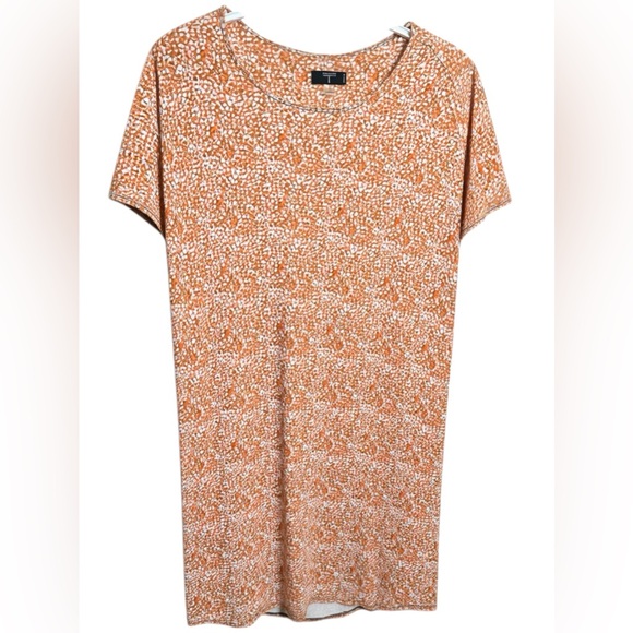 Tahari Dresses & Skirts - Tahari Orange Speckled Short Sleeve Crew T-Shirt Dress